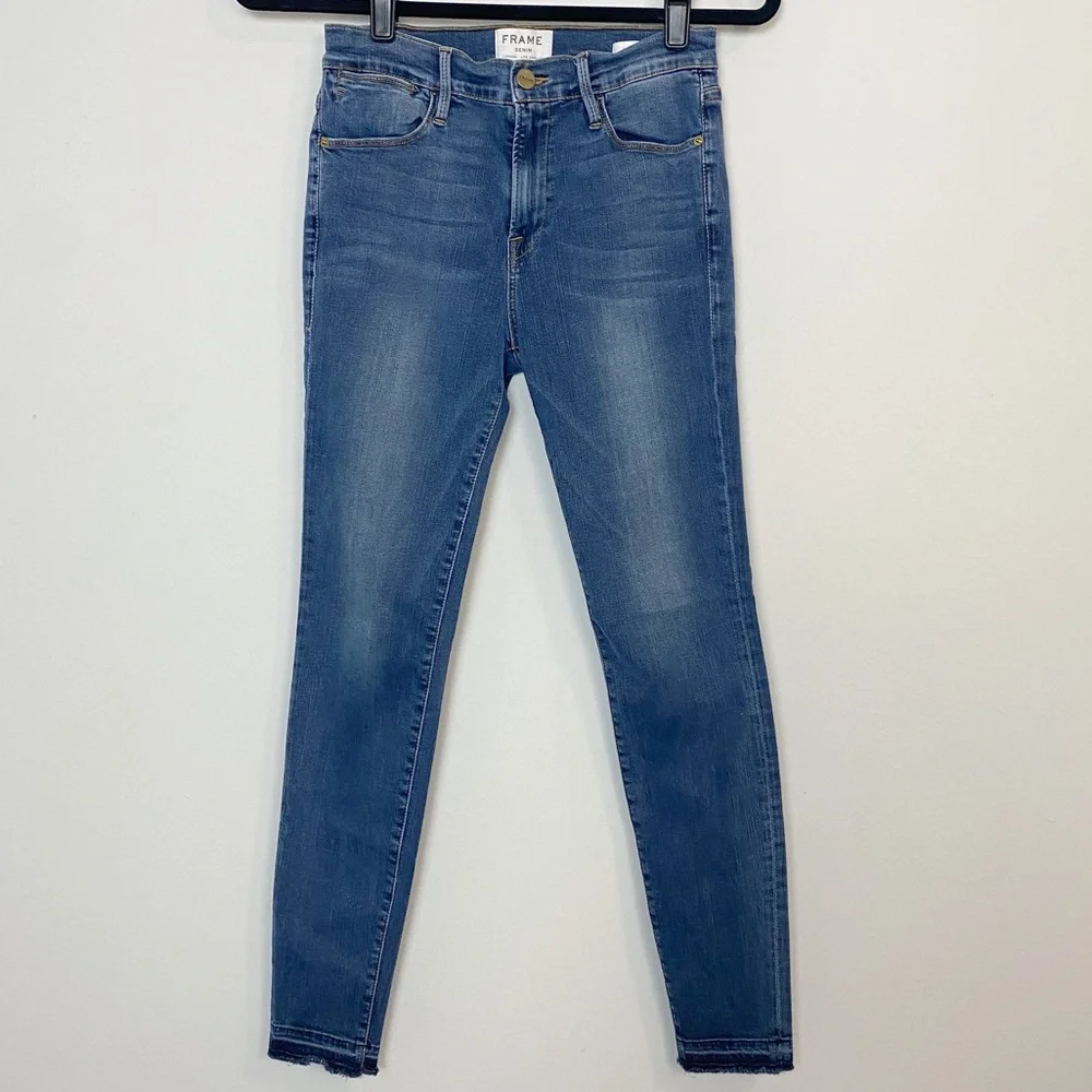 Frame Le High Skinny Released Raw Hem Jeans in Merrick Wash - Picture 4 of 11